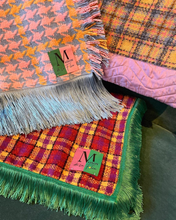 Load image into Gallery viewer, Wool Fringed Throw &quot;Theodore&quot;